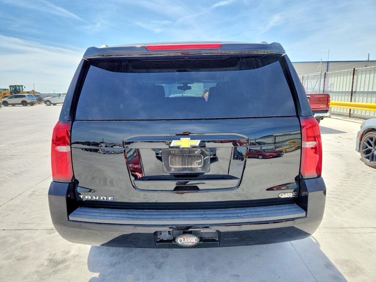 2019 Chevrolet Tahoe C1500 Ls - zdjęcie 6