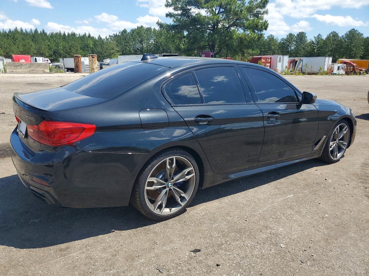 2020 BMW M550Xi - zdjęcie 3
