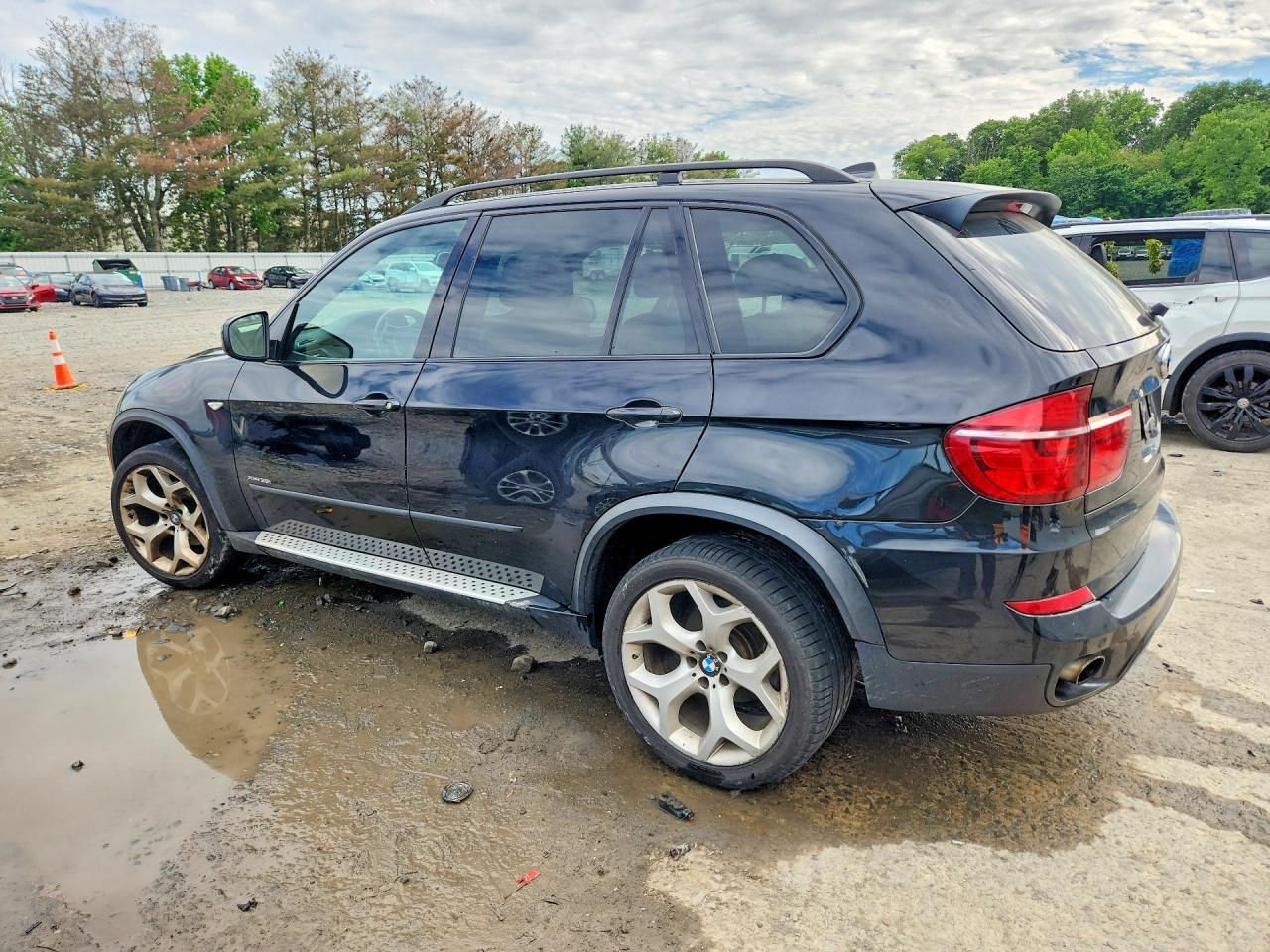2013 BMW X5 xDrive35I - zdjęcie 2