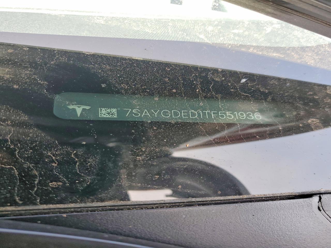 2026 Tesla Model Y - zdjęcie 13