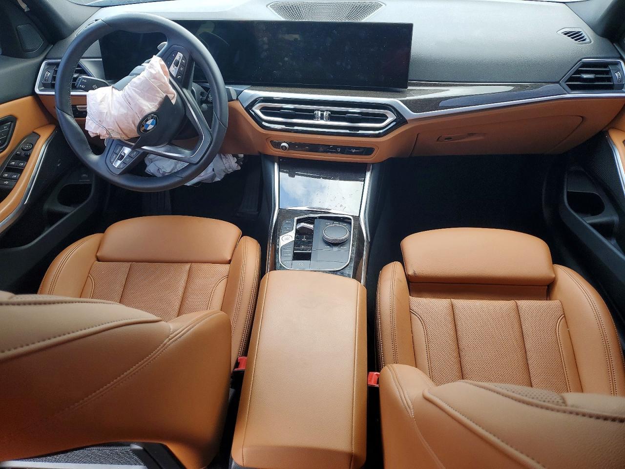 2023 BMW 330I - zdjęcie 8