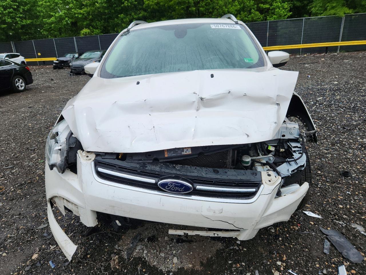 2014 Ford Escape Titanium - zdjęcie 5