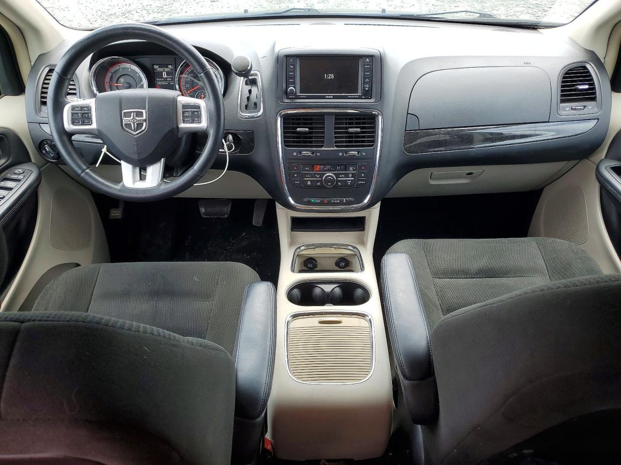 2015 Dodge Grand Caravan Crew - zdjęcie 8