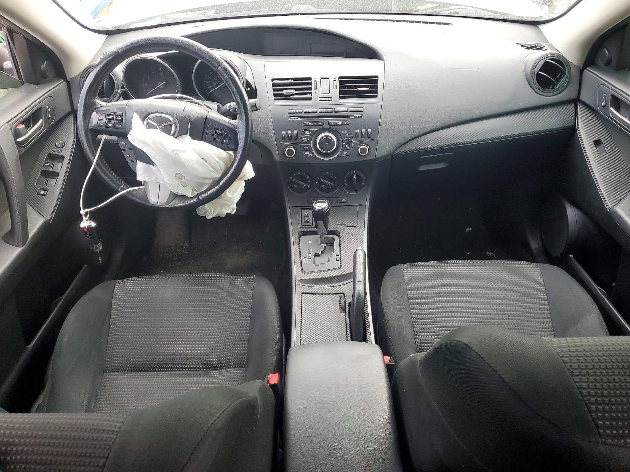 2013 Mazda 3 I - zdjęcie 8