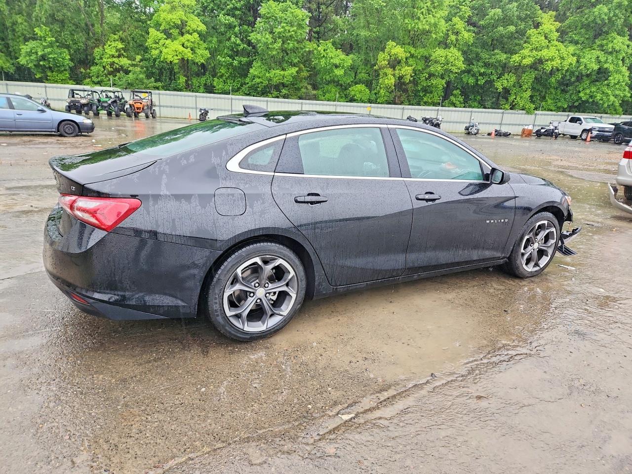 2022 Chevrolet Malibu Lt - zdjęcie 3