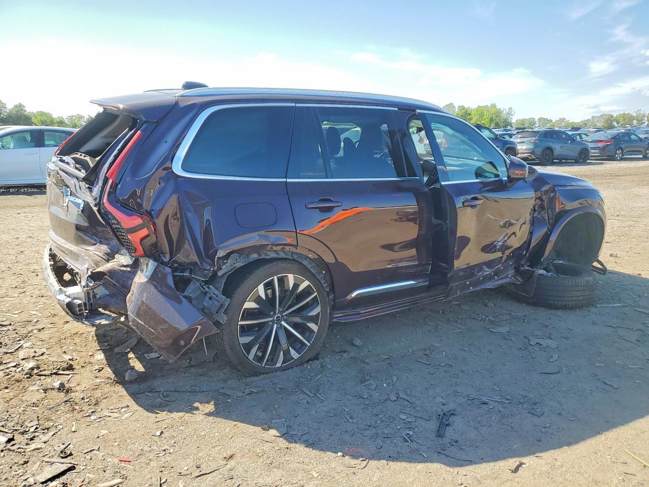 2025 Volvo Xc90 Plus - zdjęcie 3