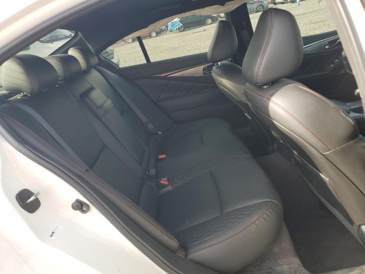 2018 Infiniti Q50 Red Sport 400 - zdjęcie 10