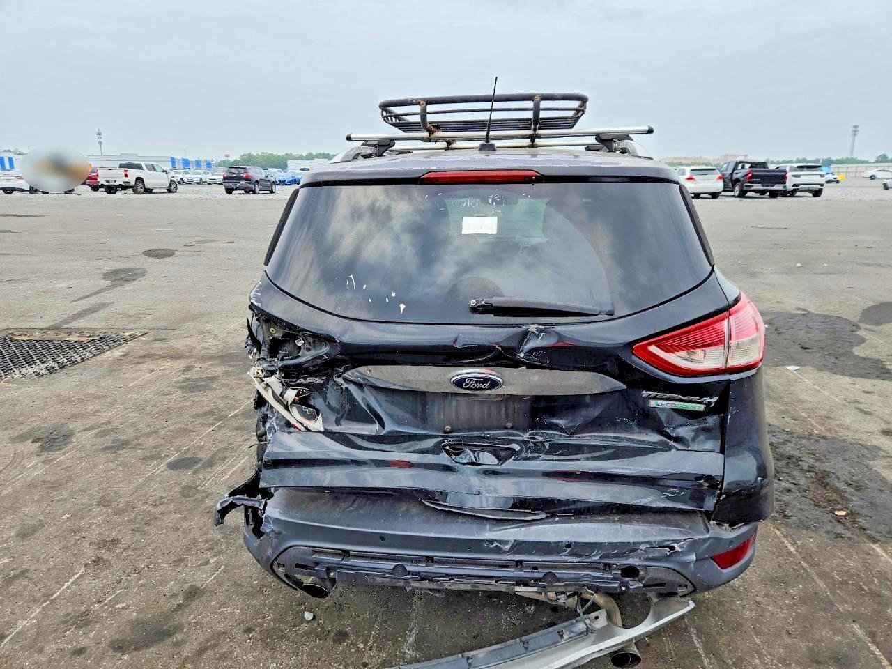 2014 Ford Escape Titanium - zdjęcie 6