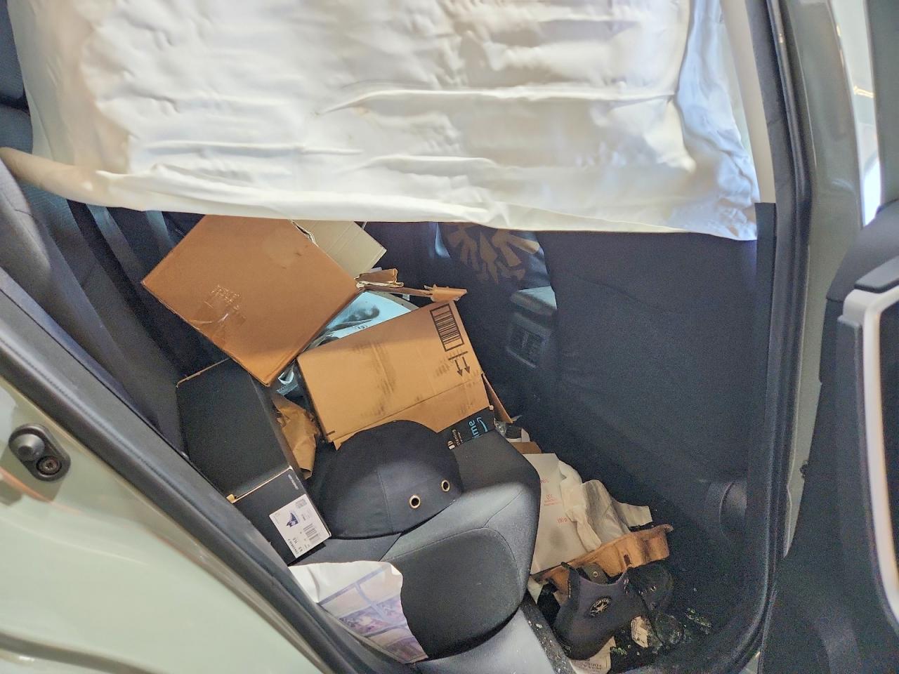 2019 Toyota Rav4 Xle - zdjęcie 11