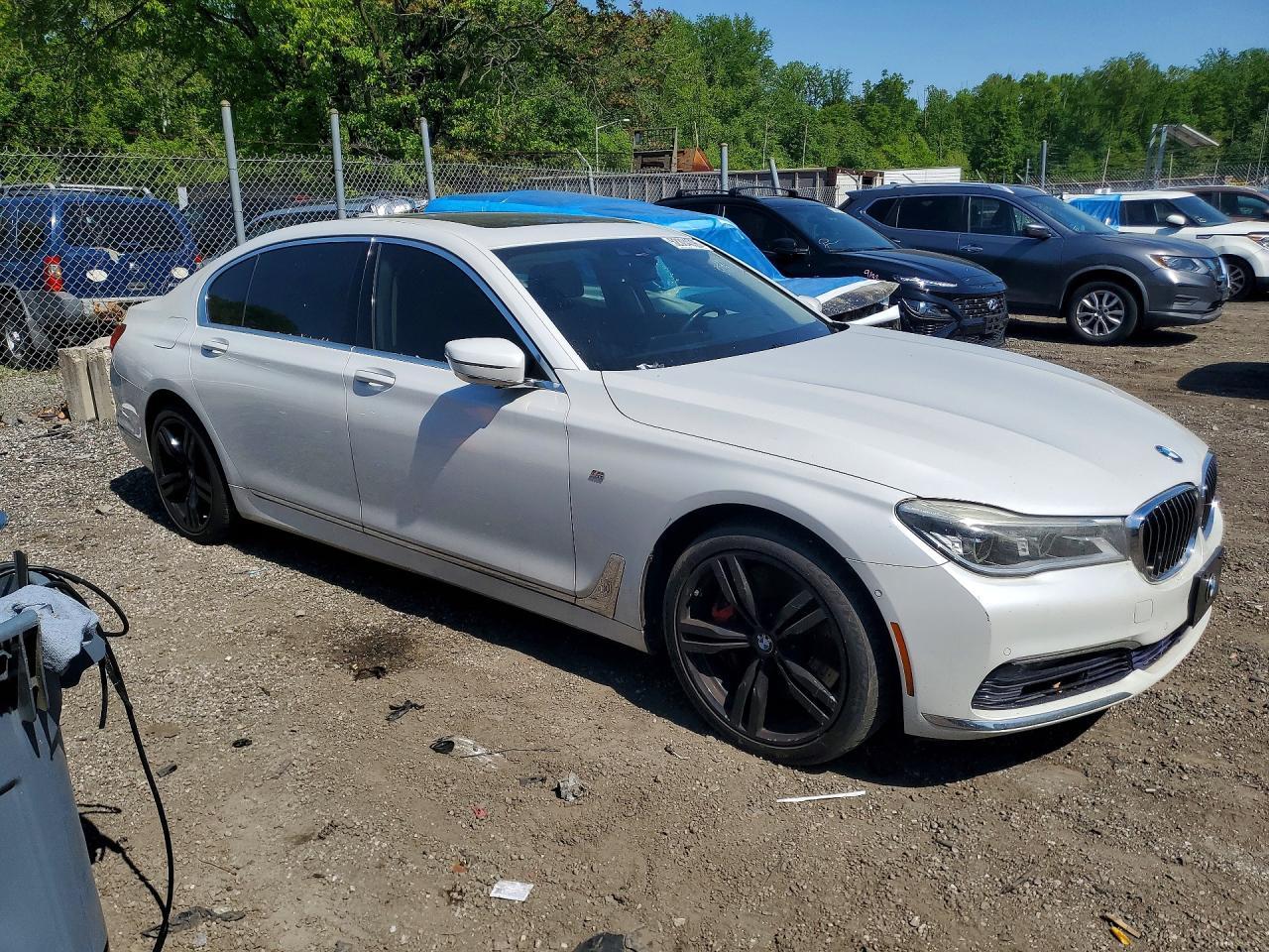 BMW Seria 7 - zdjęcie 4