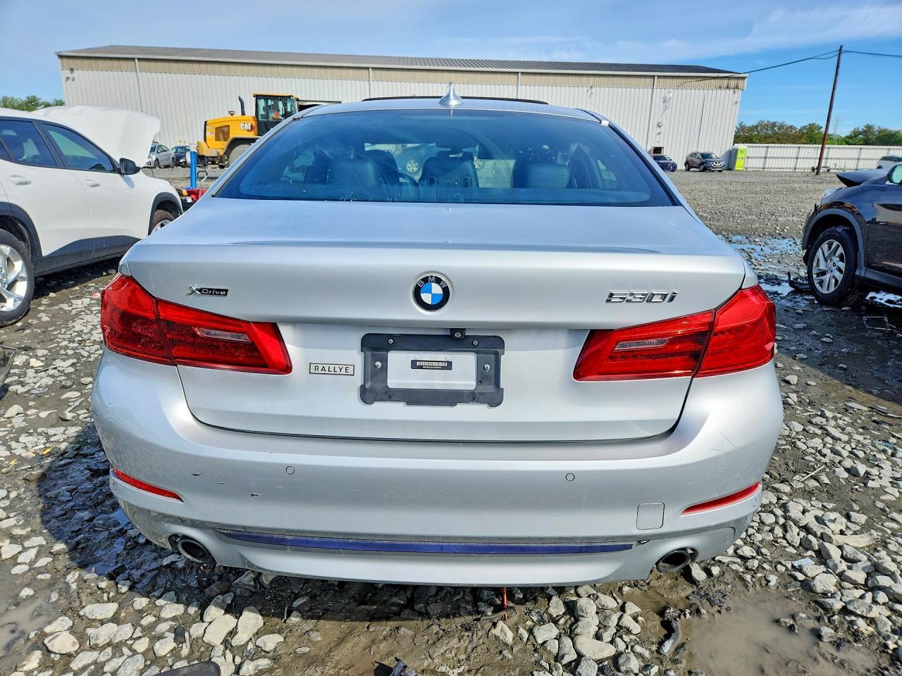 2020 BMW 530 Xi - zdjęcie 6
