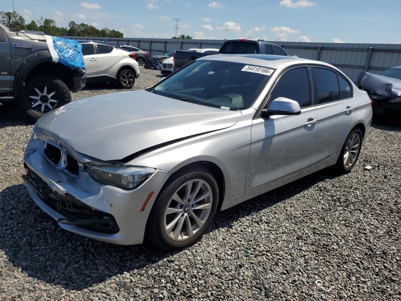 2016 BMW 320 Xi - zdjęcie główne