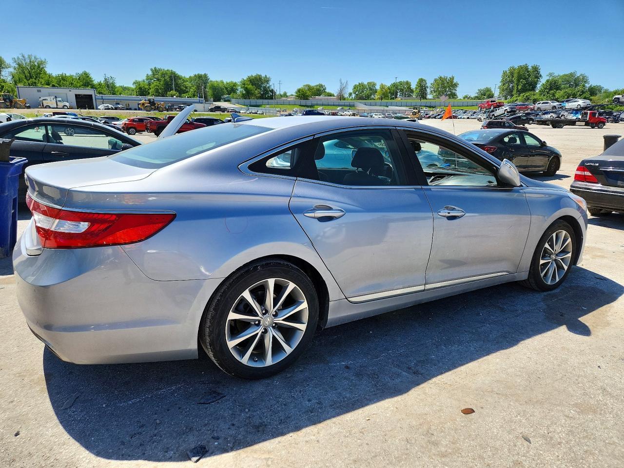 2015 Hyundai Azera Base - zdjęcie 3