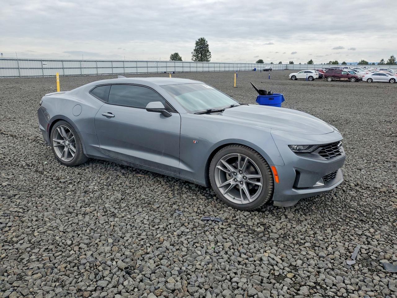 2021 Chevrolet Camaro Ls - zdjęcie 4
