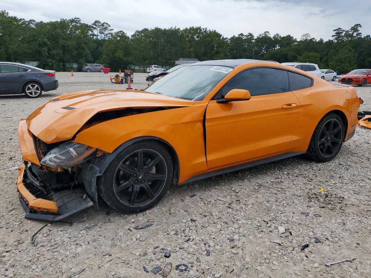 2019 Ford Mustang - zdjęcie główne