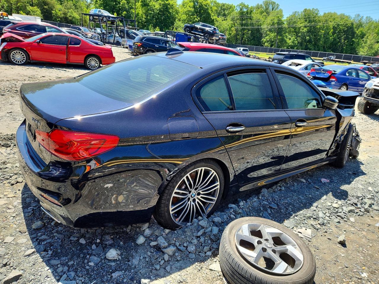 2017 BMW 530 Xi - zdjęcie 3