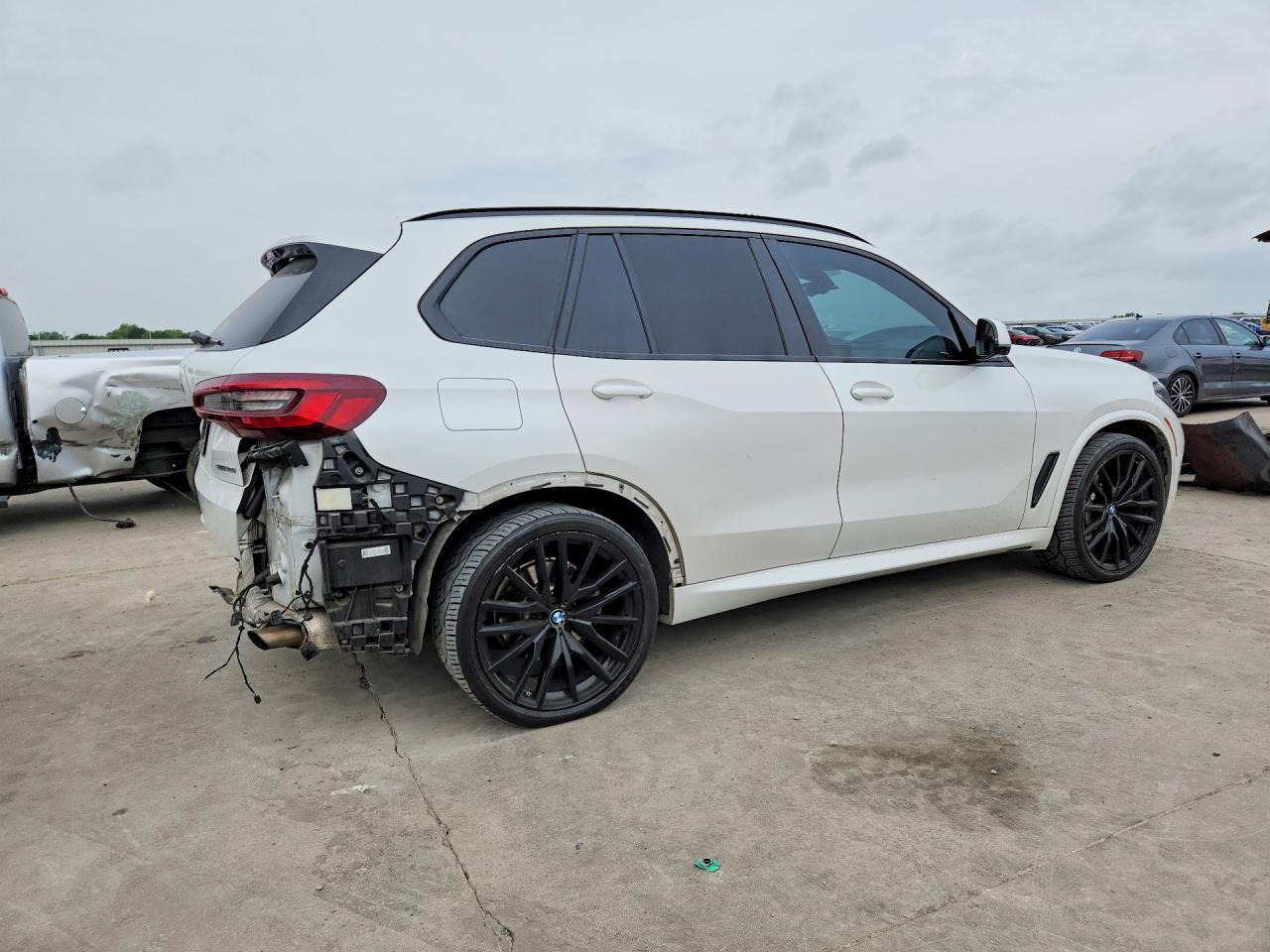 BMW X5 - zdjęcie 3