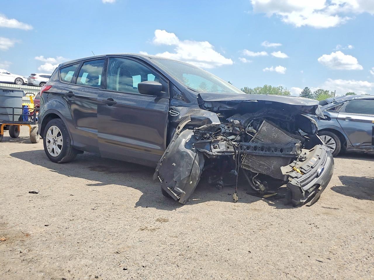 2016 Ford Escape S - zdjęcie 4