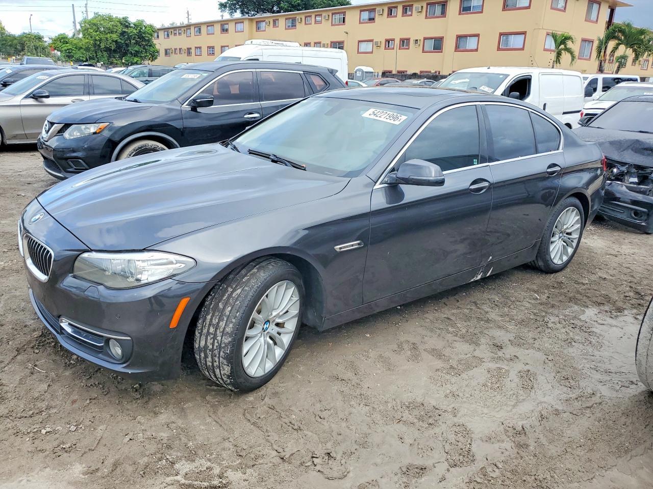 2016 BMW 528 Xi - zdjęcie główne