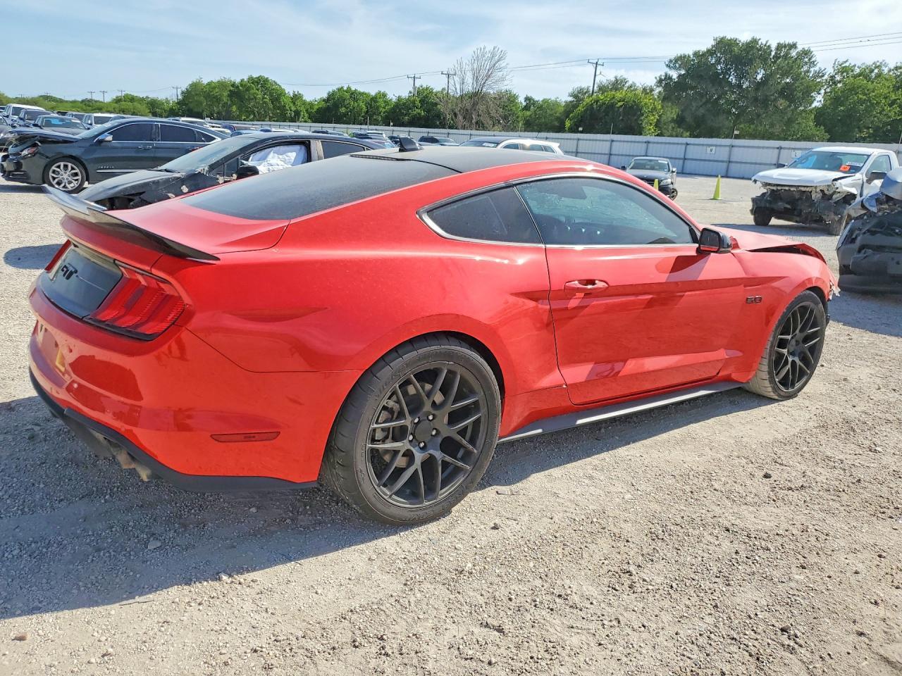2022 Ford Mustang Gt - zdjęcie 3