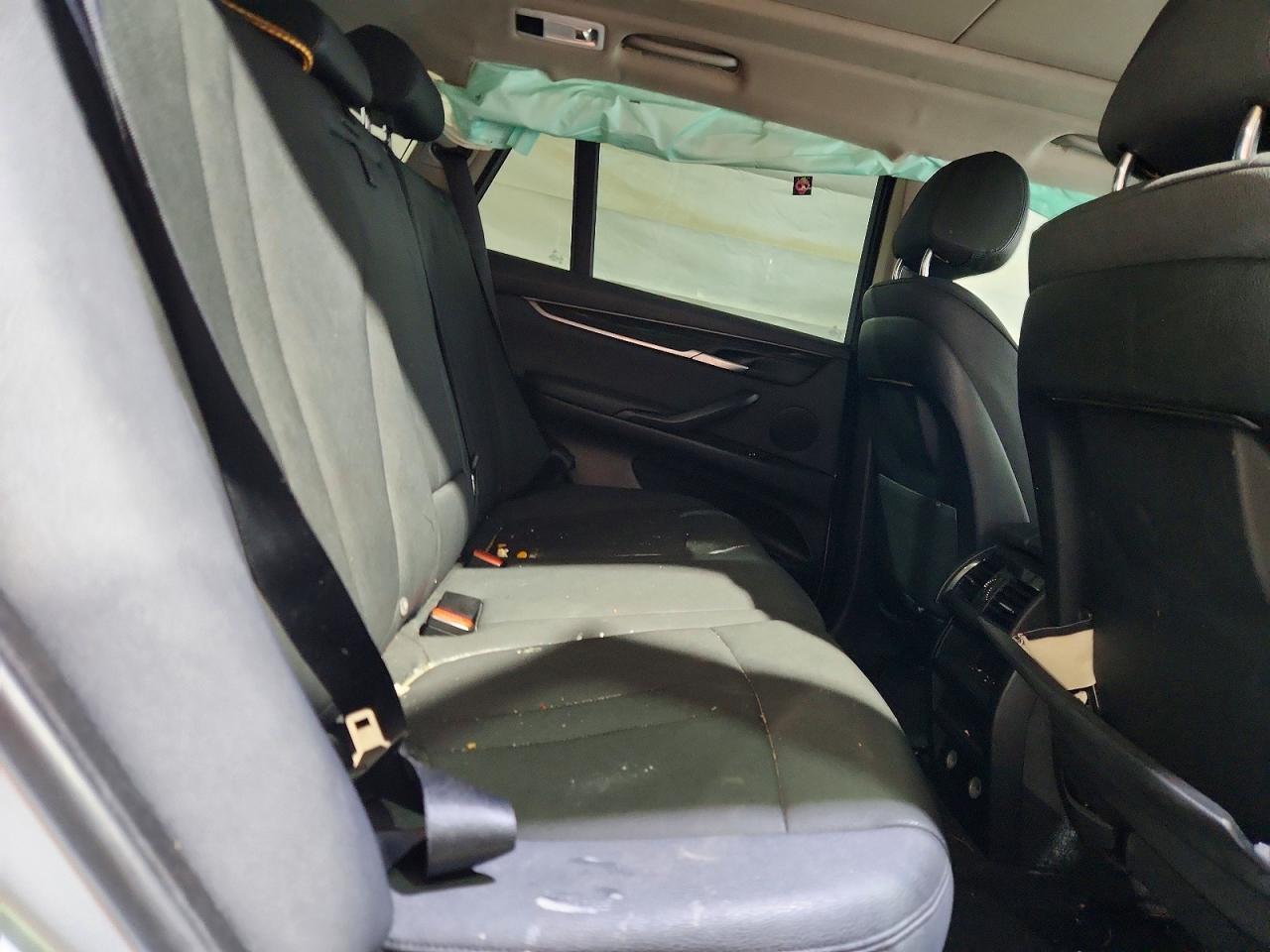 2016 BMW X5 xDrive35I - zdjęcie 11