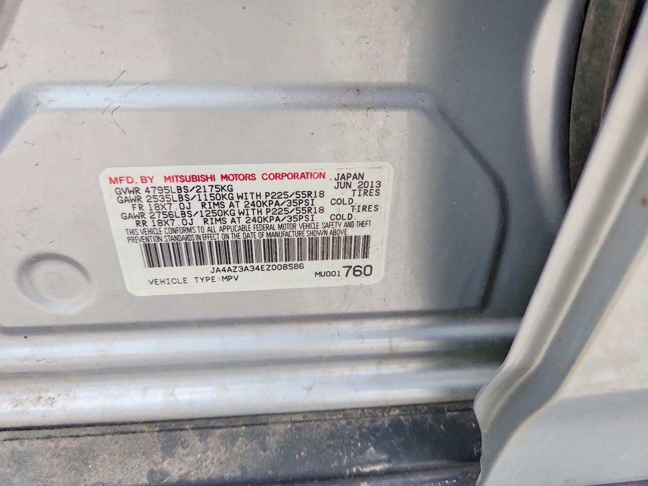 2014 Mitsubishi Outlander Se - zdjęcie 13