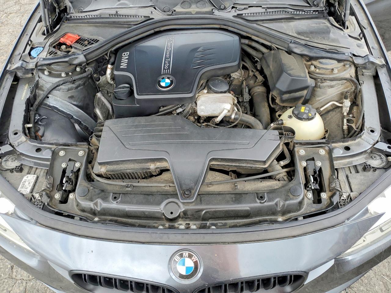 2018 BMW 320 I - zdjęcie 11