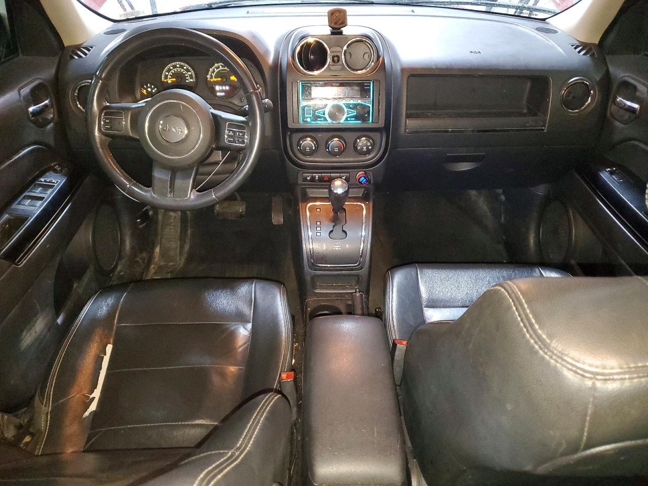 2015 Jeep Patriot Latitude - zdjęcie 8