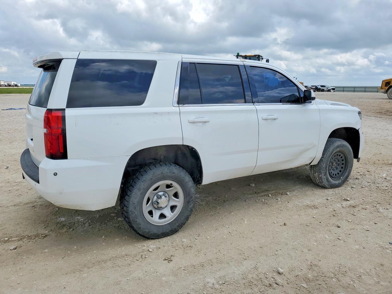 2016 Chevrolet Tahoe Special - zdjęcie 3