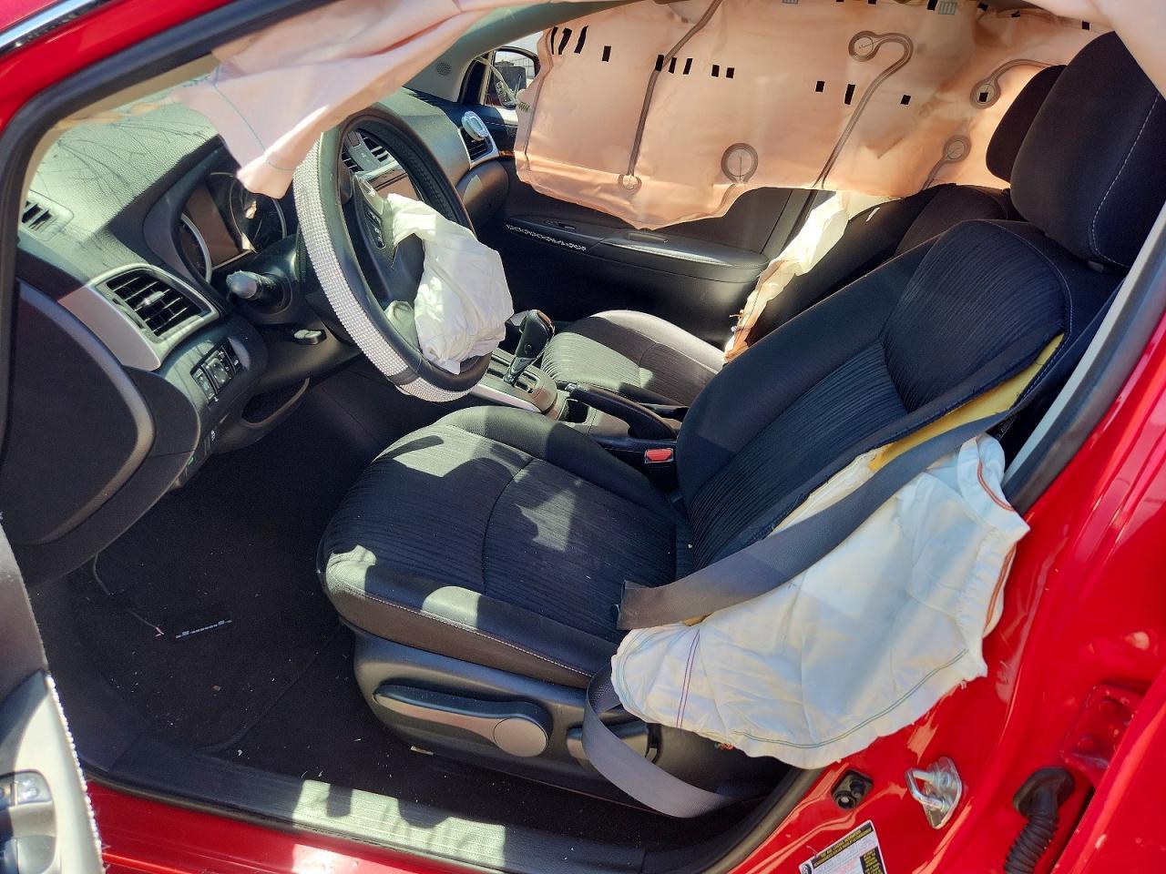 2019 Nissan Sentra Sv - zdjęcie 7