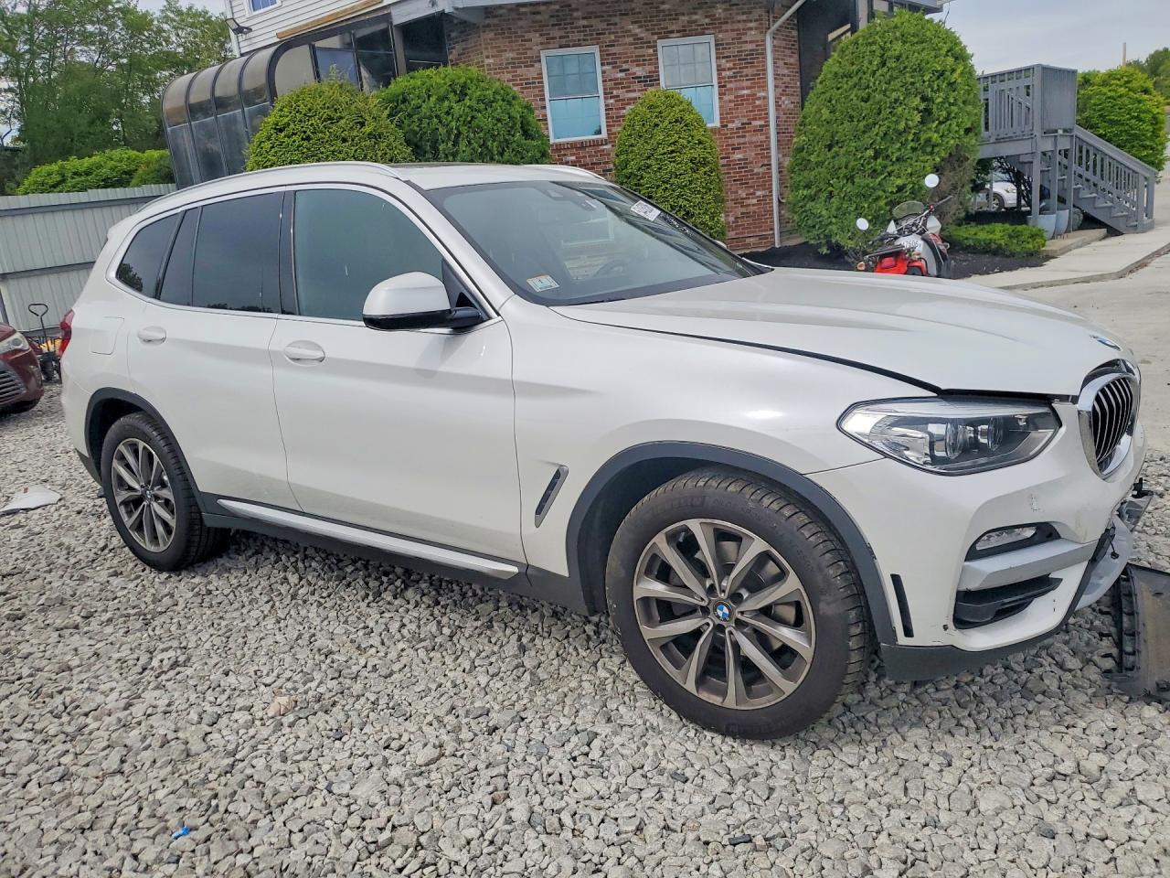 2019 BMW X3 xDrive30I - zdjęcie 4