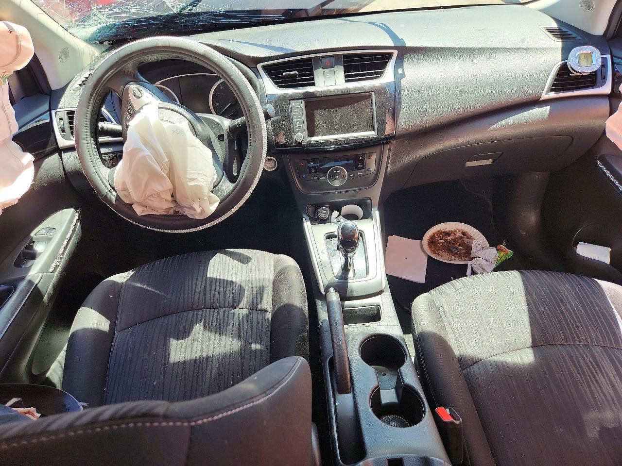 2019 Nissan Sentra Sv - zdjęcie 8