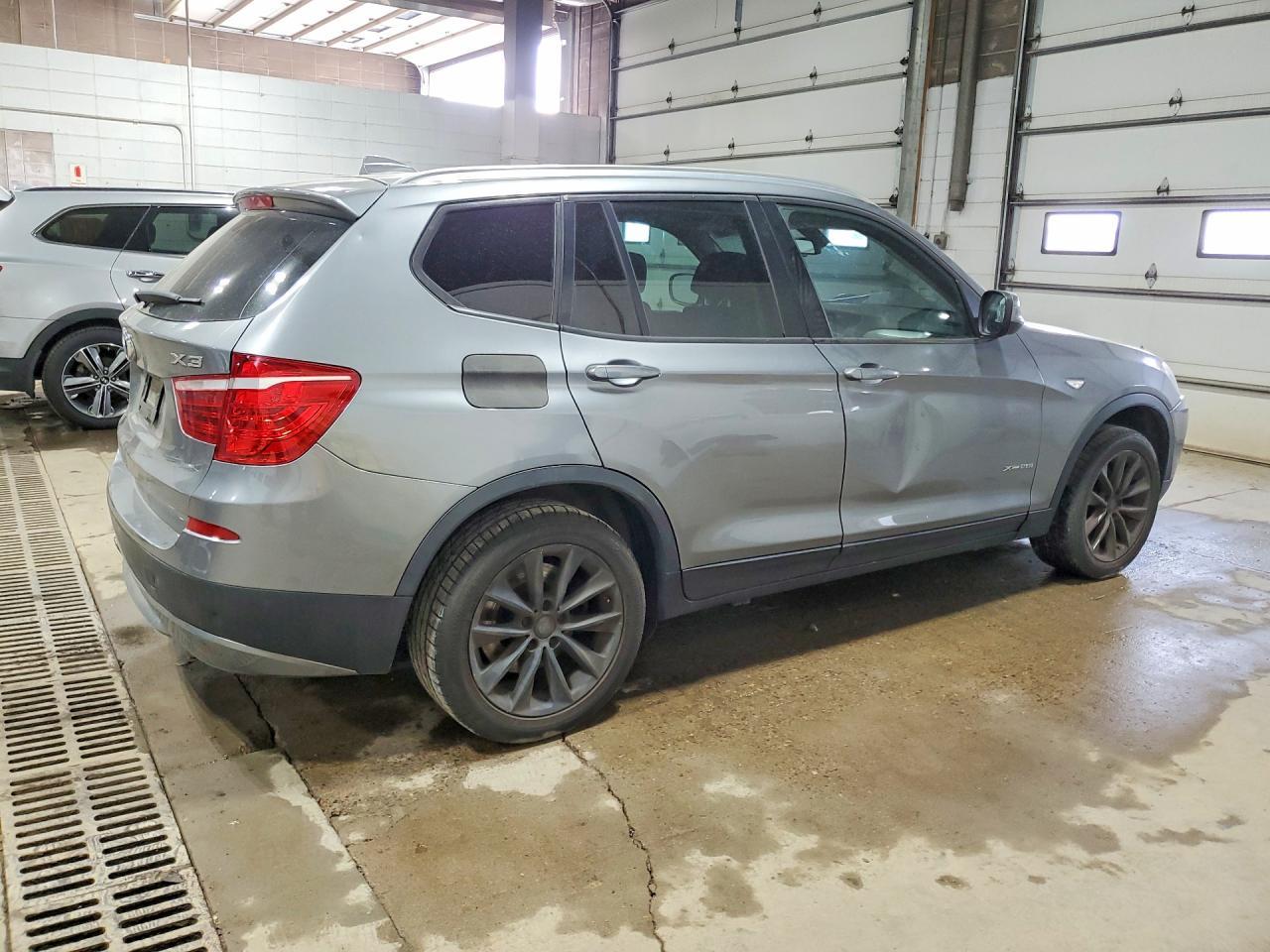 2013 BMW X3 xDrive28I - zdjęcie 3