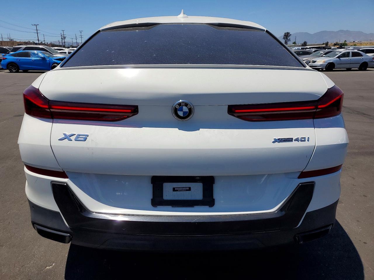 2021 BMW X6 xDrive40I - zdjęcie 6