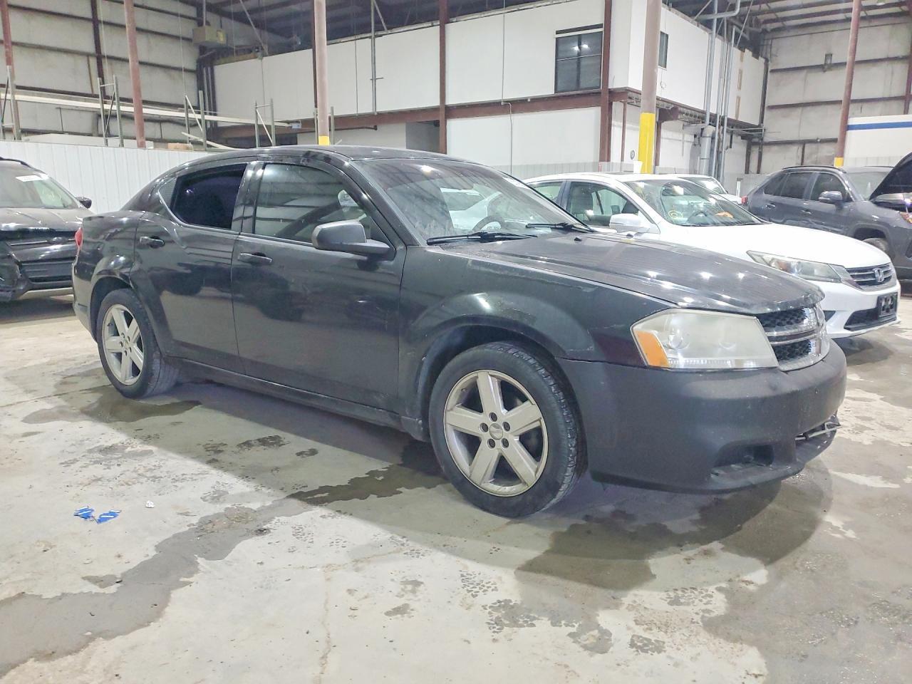 2013 Dodge Avenger Se - zdjęcie 4