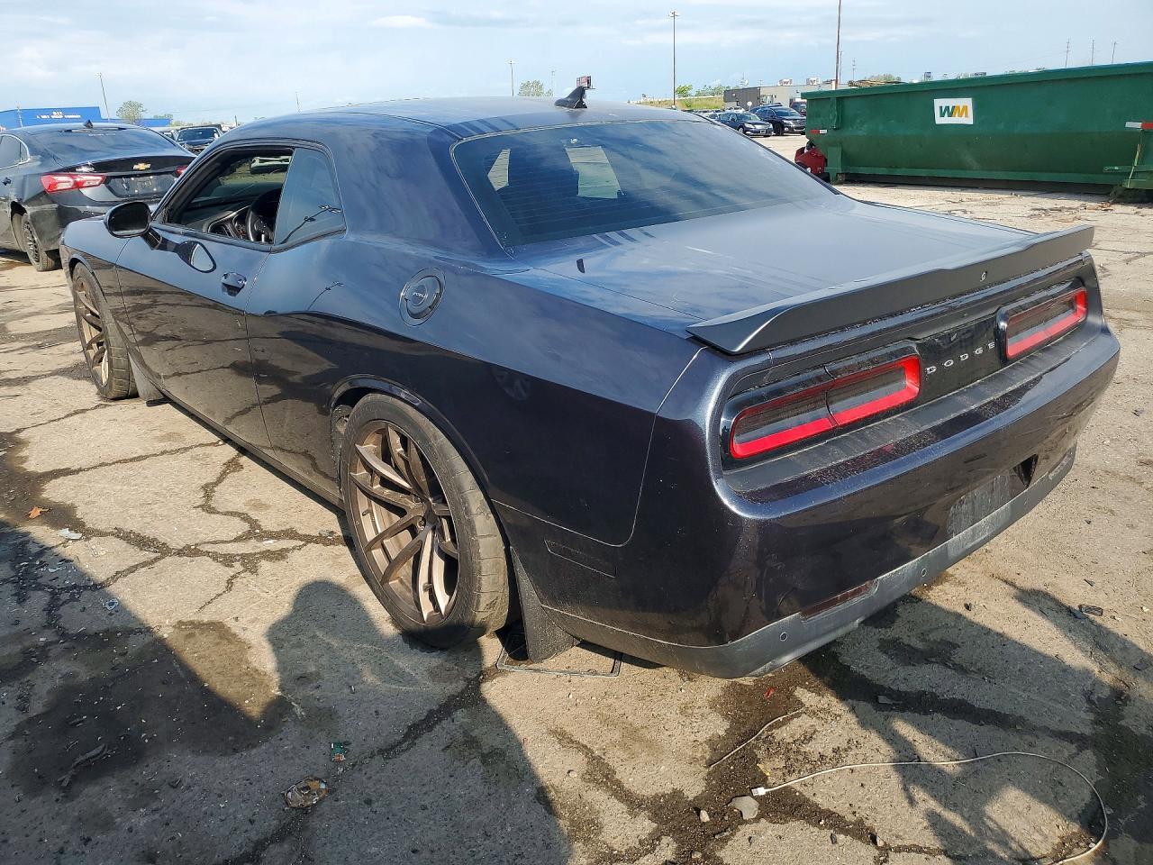 2016 Dodge Challenger R - zdjęcie 2