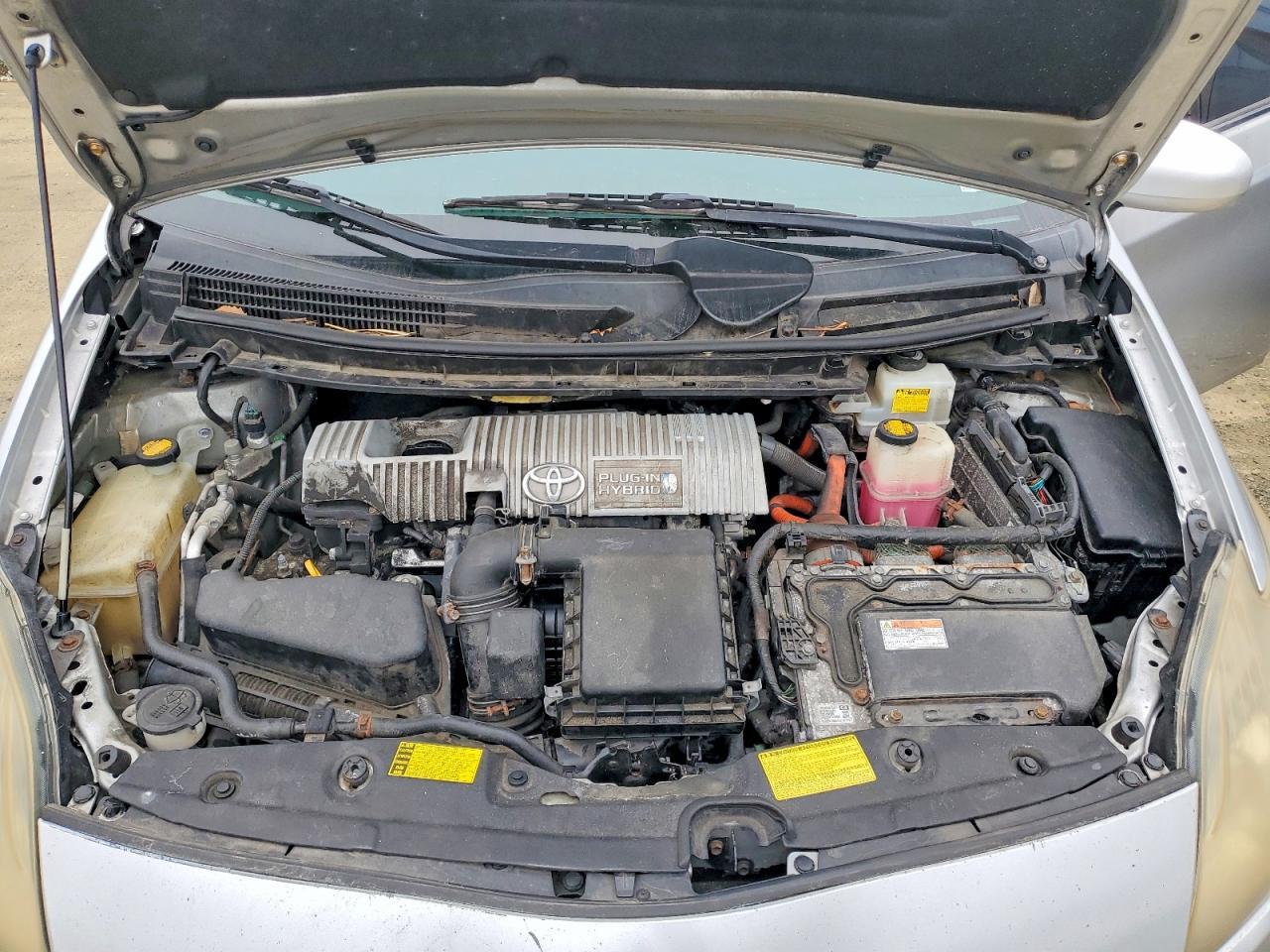 2013 Toyota Prius Plug-In Hybrid Base - zdjęcie 11