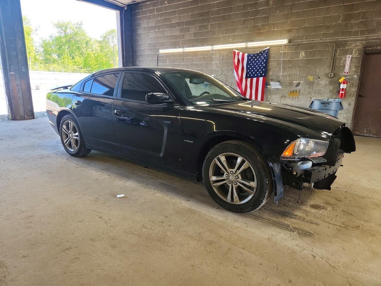 2013 Dodge Charger R - zdjęcie 4