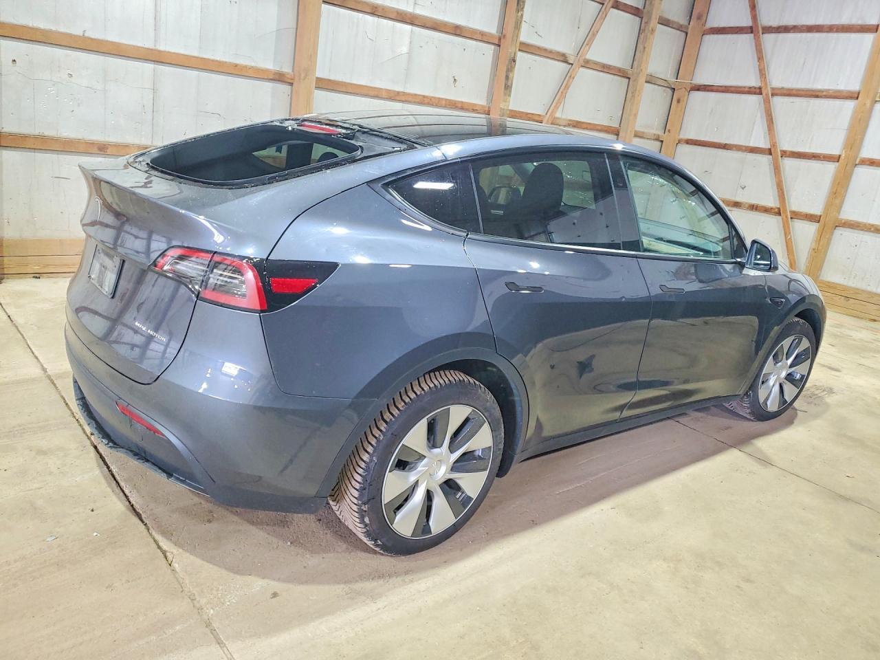 2023 Tesla Model Y - zdjęcie 3