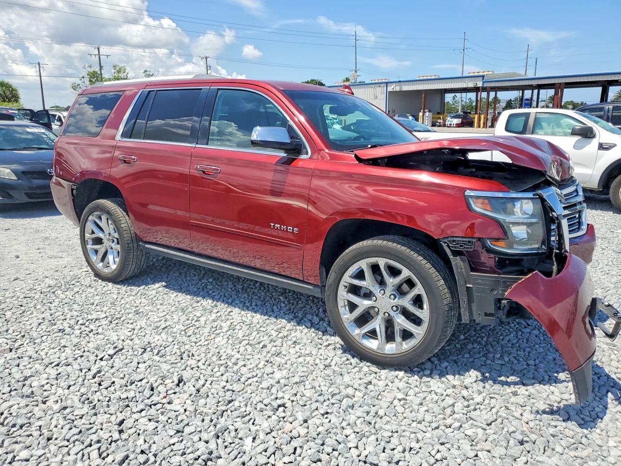 2018 Chevrolet Tahoe C1500 Premier - zdjęcie 4