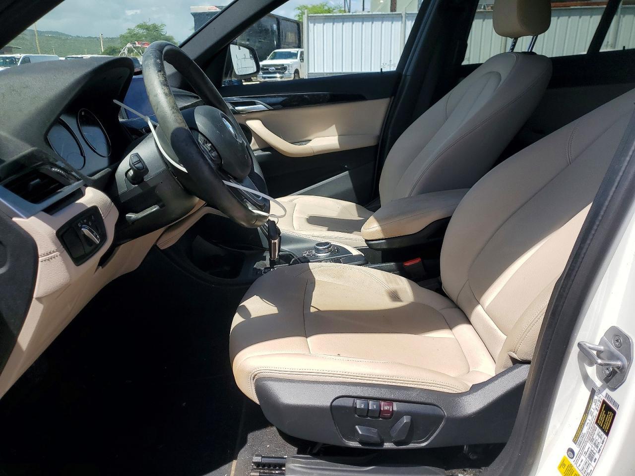 2020 BMW X1 Sdrive28I - zdjęcie 7