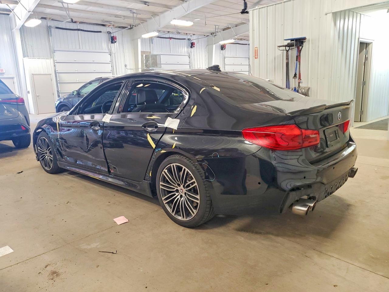 2017 BMW 540 Xi - zdjęcie 2