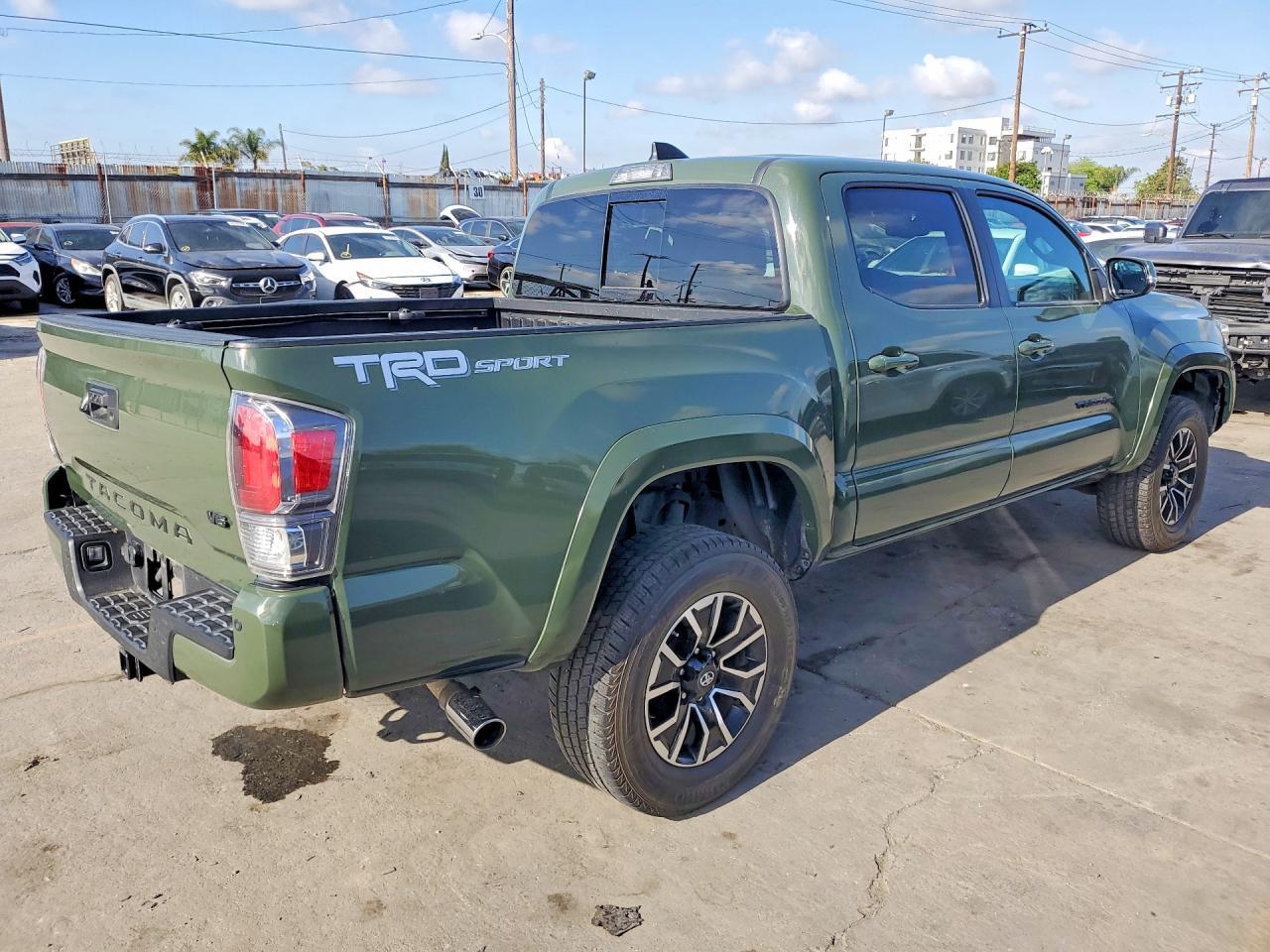2021 Toyota Tacoma Trd Sport - zdjęcie 3