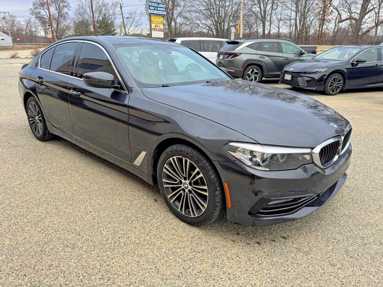 2018 BMW 530 Xi - zdjęcie główne