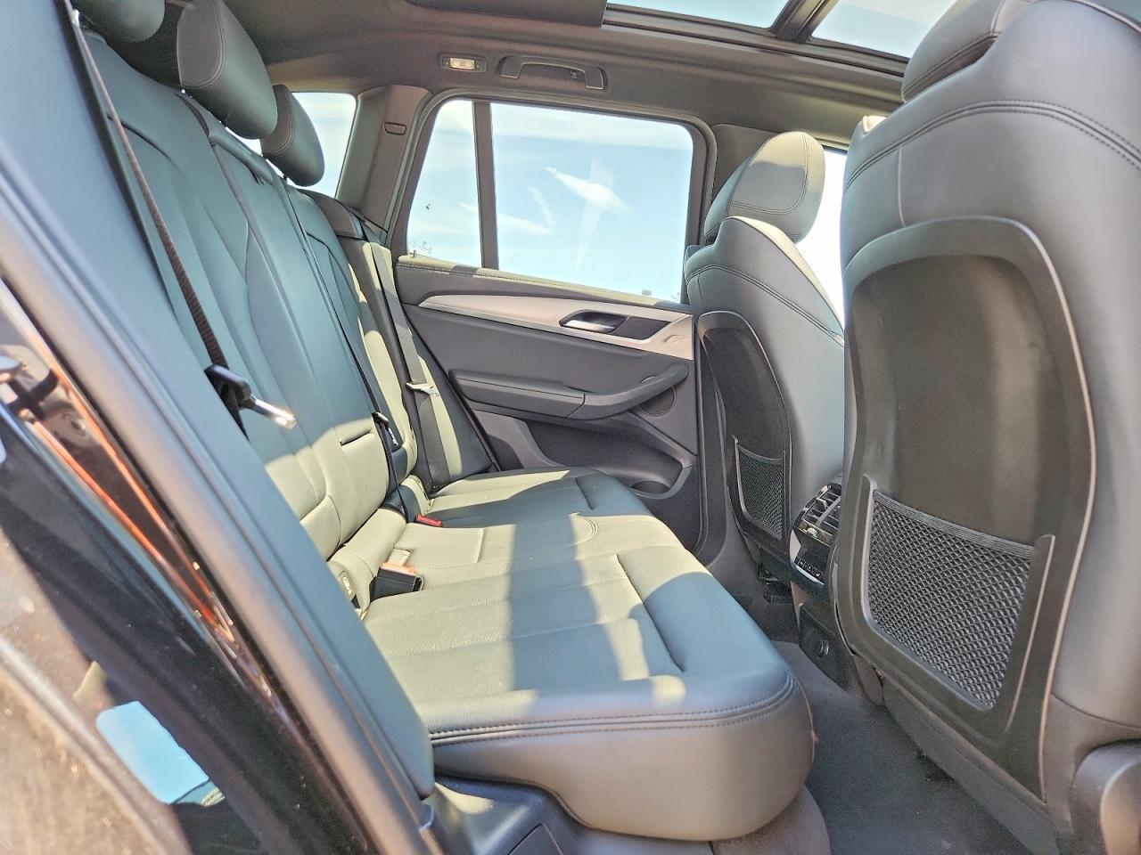 2018 BMW X3 xDrivem40I - zdjęcie 11