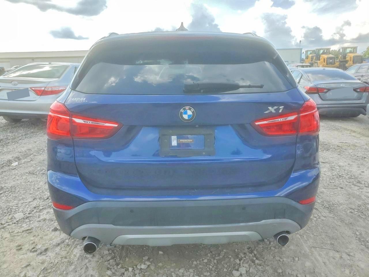 2016 BMW X1 xDrive28I - zdjęcie 6