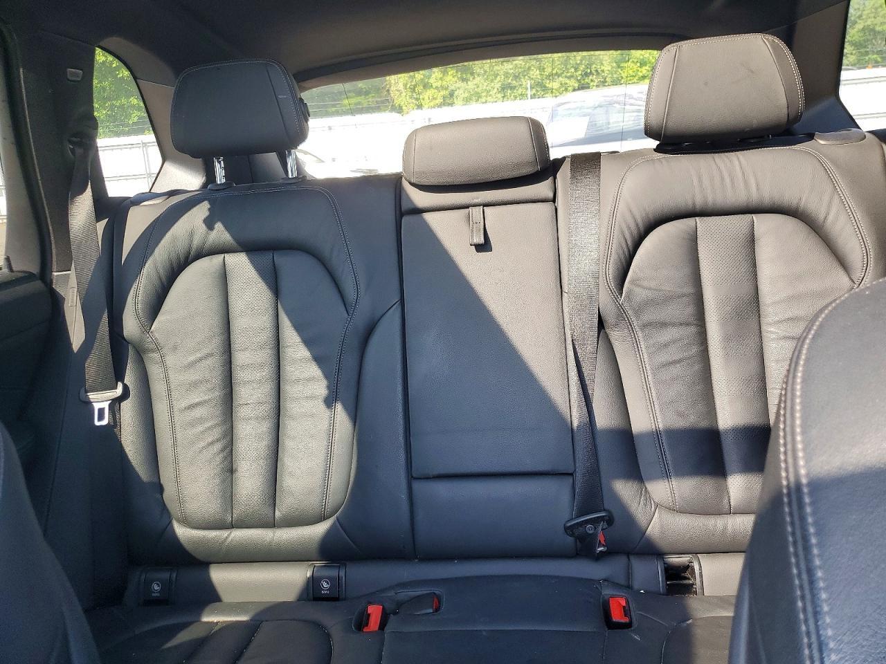 2019 BMW X5 xDrive50I - zdjęcie 10