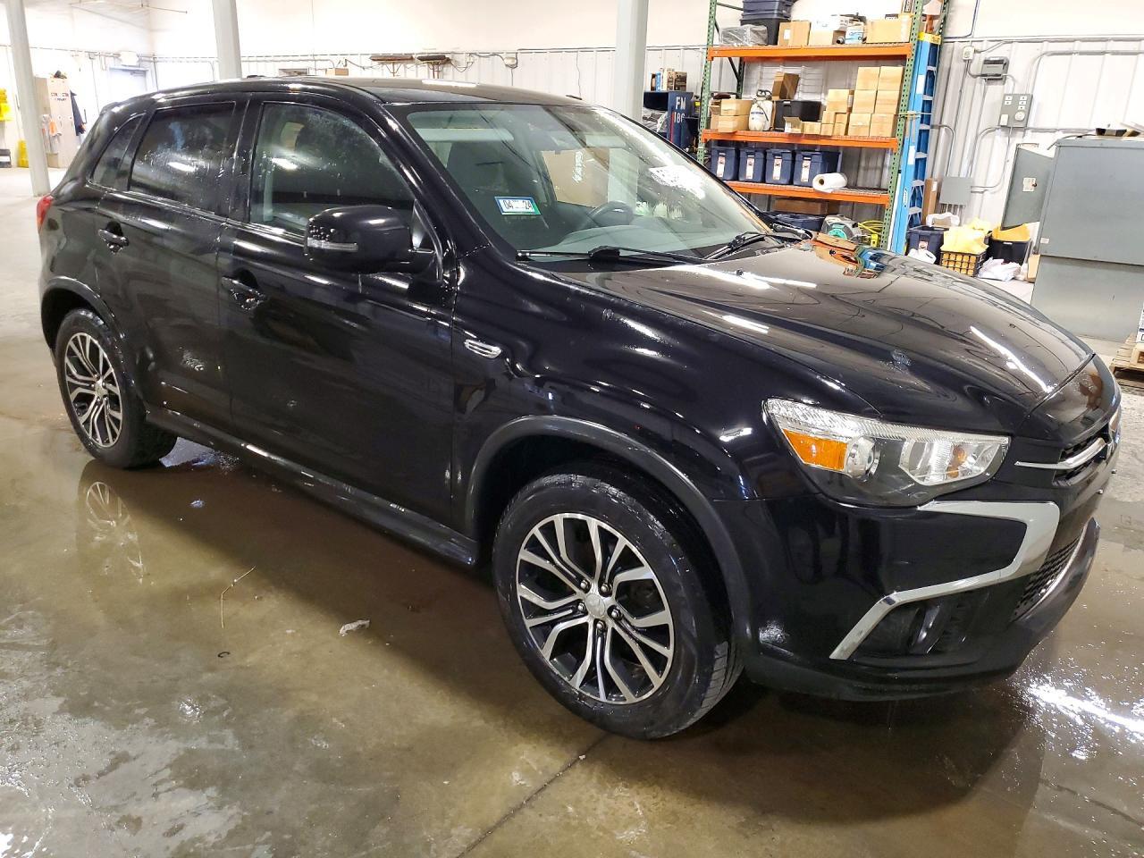 2018 Mitsubishi Outlander Sport Es - zdjęcie 4