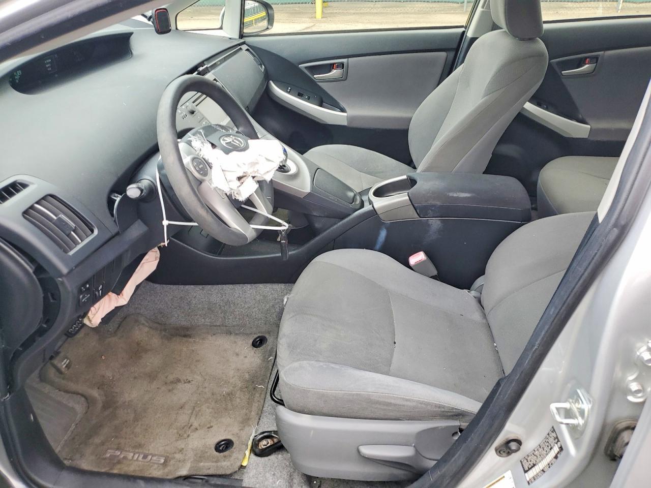 2013 Toyota Prius Two - zdjęcie 7