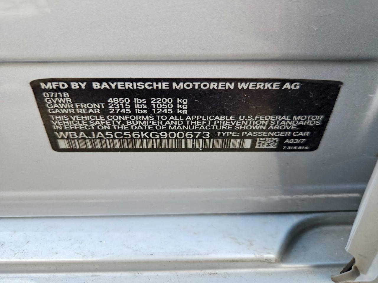 2019 BMW 530 I - zdjęcie 12